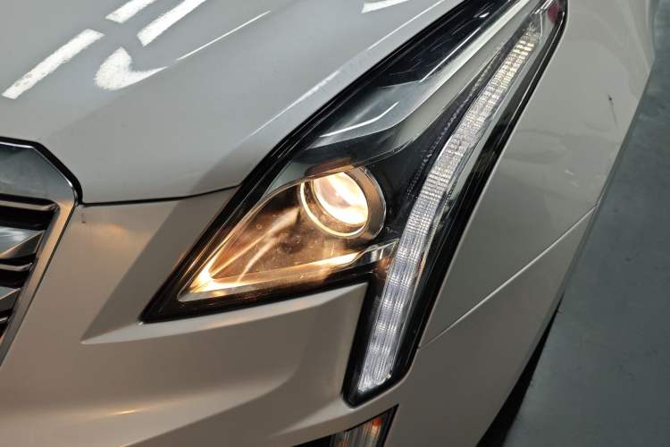 Used Cadillac XT5 2018 25T Luxury Model