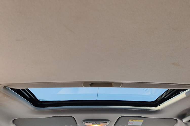 Used Chevrolet Sail 2015 Sail 3 1.5L Manual with Ideal Sunroof Edition