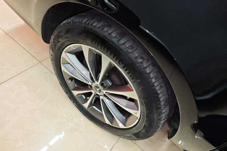 Used Mercedes-Benz V-Class 2020 V 260 Avantgarde Edition
