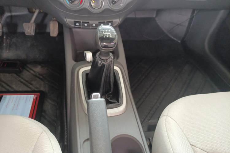 Used Chevrolet Sail 2015 Sail 3 1.5L Manual with Ideal Sunroof Edition