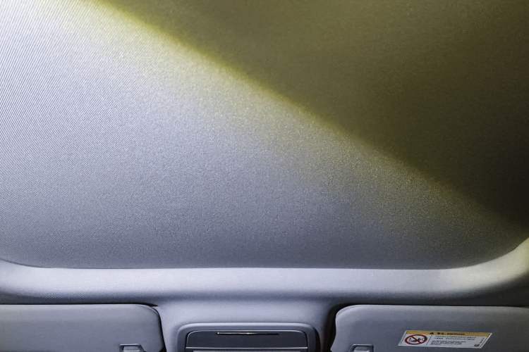 Used Lincoln Corsair 2022 Revised Version 2.0T Two-Wheel Drive Luxury Edition Headliner