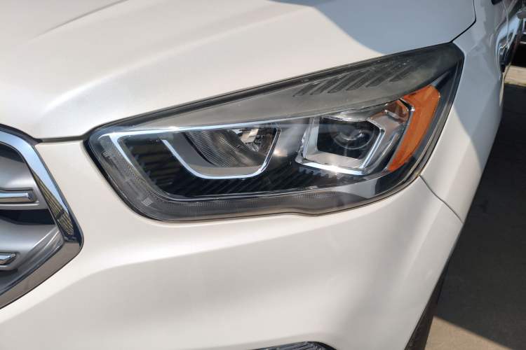 Used Ford Kuga 2017 EcoBoost 180 Two-Wheel-Drive Tiger Leap Model