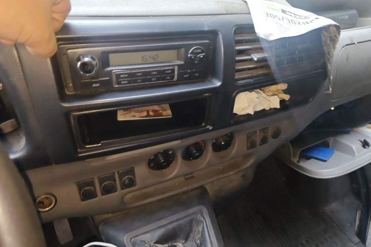 Used JMC Transit 2017 2.8T Commercial Version Long Wheelbase Mid-Roof 6/7/8-Seater JX493
