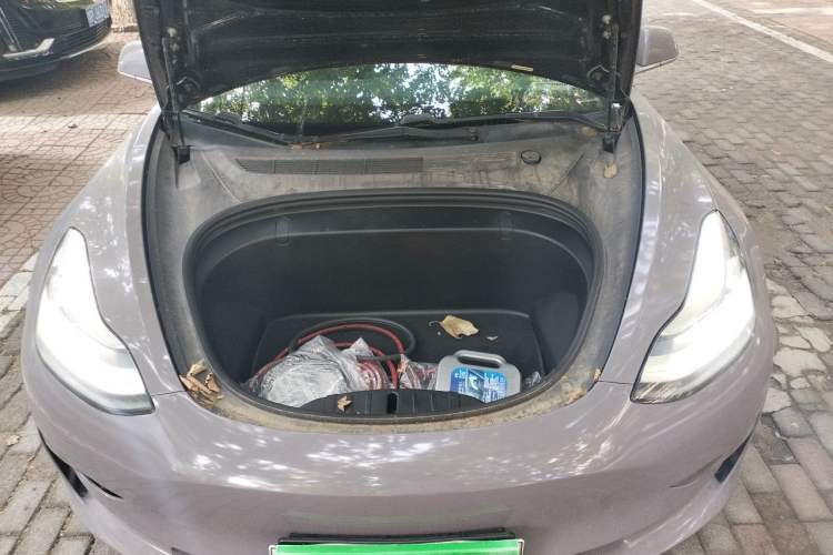 Used Tesla Model 3 2019 Long-Range Rear-Wheel-Drive Version