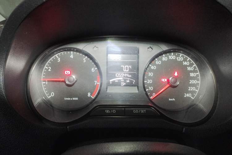 Used Volkswagen Polo 2014 1.4L Manual Fashion Edition
