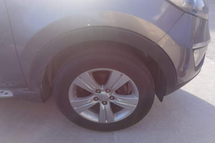 Used Kia Sportage R 2011 2.0L Automatic Two-Wheel Drive GLS