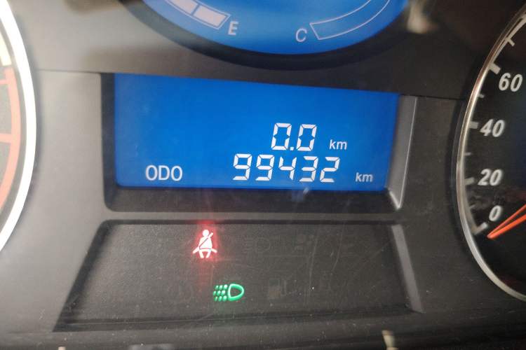 Used Geely Auto Classic Emgrand 2013 Sedan 1.5L Manual Entry-Level Model