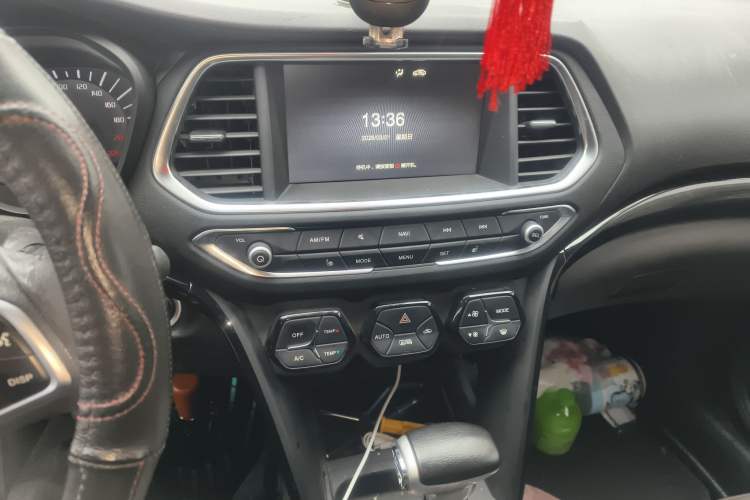 Used GAC Trumpchi GS4 2017 235T Automatic Two-Wheel Drive Luxury Smart Connectivity Version
