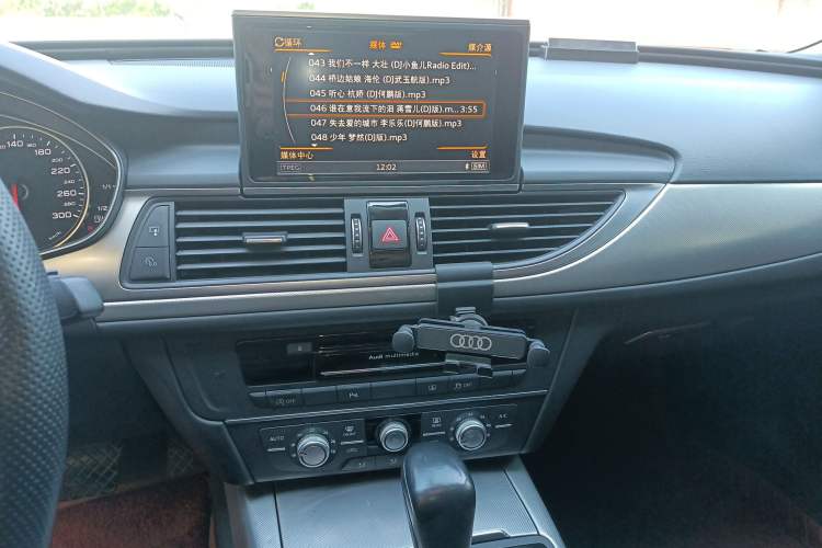 Used Audi A6L 2017 30 FSI Technology Model Audio And AC Panel