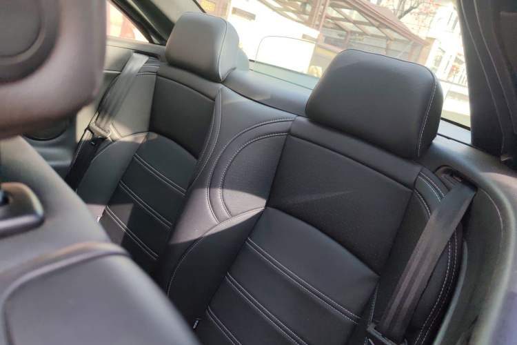 Used Renault Megane 2011 CC 2.0 Fashion Navigation Edition
