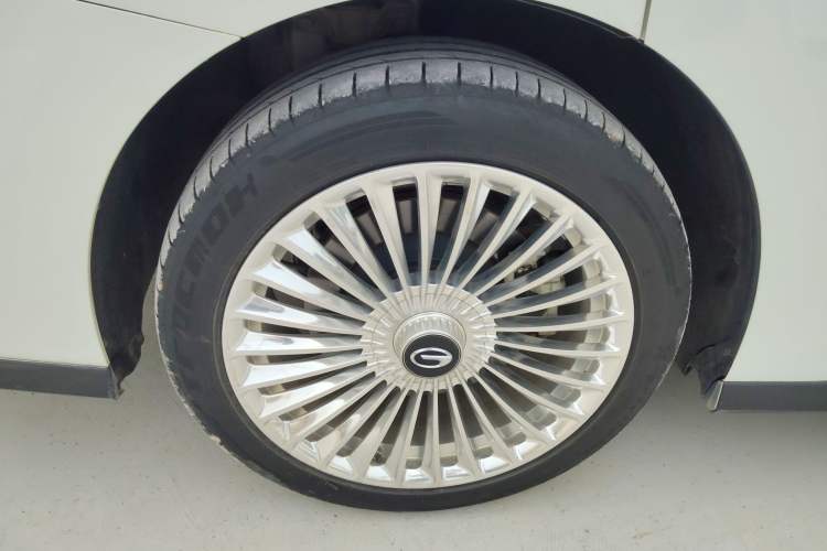 Used GAC Trumpchi M8 2023 Zongshi Series 400T Ultimate Edition Right Rear Wheel Hub