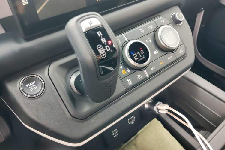 Used Land Rover Defender 2024 110 3.0T P400 X-DYNAMIC HSE