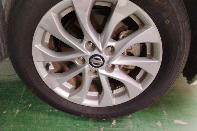 Used Nissan Sylphy 2016 1.6XV CVT Smart Enjoyment Version Right Front Wheel Hub