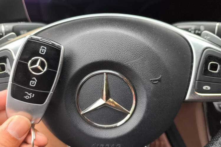 Used Mercedes-Benz E-Class 2016 E 200 L Sport Edition
