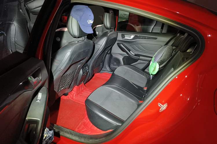 Used Ford Focus 2019 Sedan EcoBoost 180 Automatic ST Line