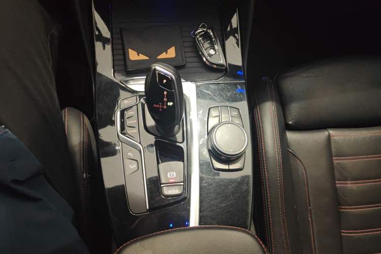 Used BMW X4 2019 xDrive25i M Sport Package Gear Lever