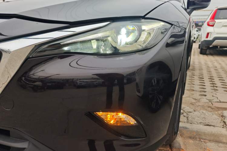 Used Mazda CX-4 2018 2.0L Automatic Two-Wheel Drive Blue Sky Dynamic Version China V Standard