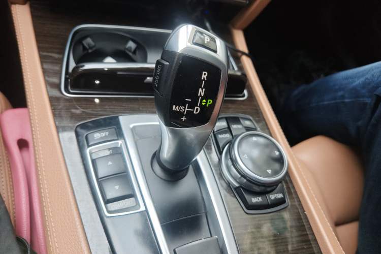 Used BMW 7 Series 2013 740Li Leading Model
