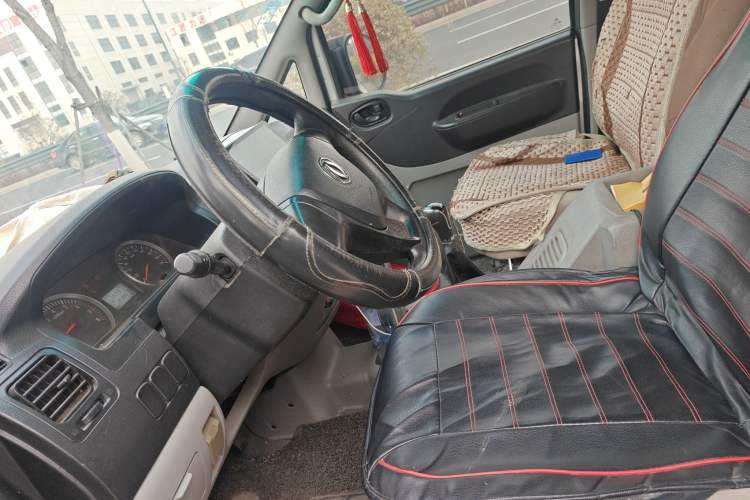 Used FORTHING Lingzhi 2019 Facelifted M3L 1.6L 7-Seater Standard Model