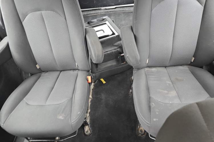 Used JAC Refine M3 2015 Maker Edition 1.6L Luxury Smart Version Left Rear Seat