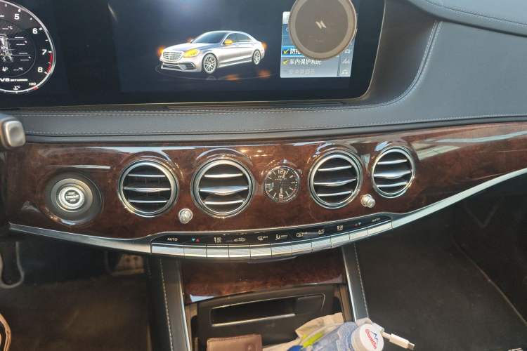 Used Mercedes-Benz S-Class AMG 2018 AMG S 63 L 4MATIC+ Audio And AC Panel