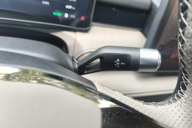 Used Geely Galaxy 8 2025 130km EM-i Deluxe Edition Gear Lever