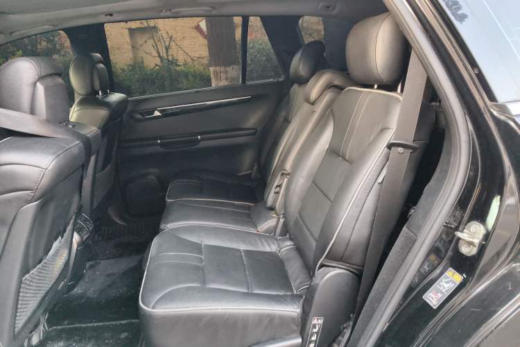 Used Mercedes-Benz R-Class 2015 R 400 4MATIC Luxury Model