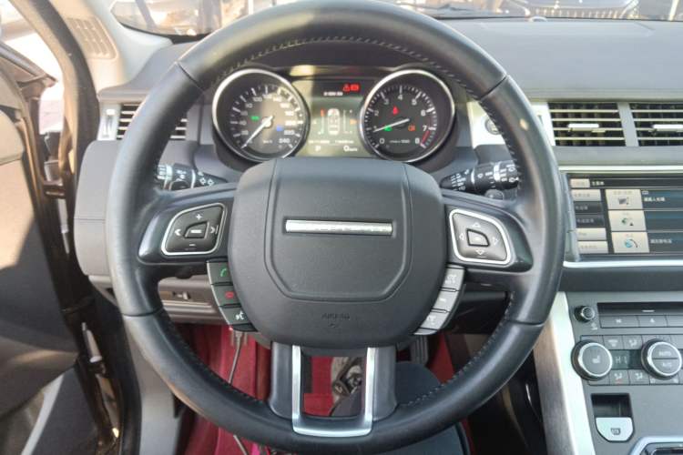 Used Land Rover Range Evoque 2015 2.0T Five-Door Zhiyao Edition
