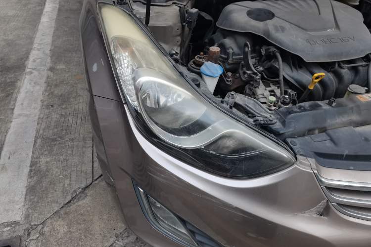 Used Hyundai Elantra (5th Generation / Langdong) 2012 1.6L Automatic Fashion Edition