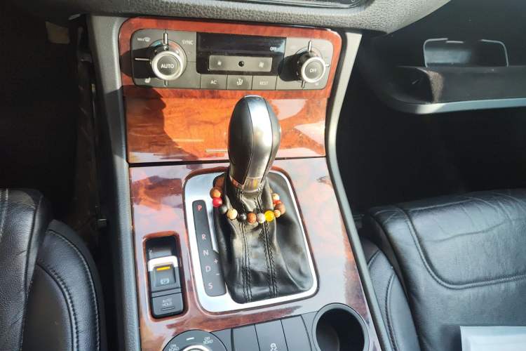 Used Volkswagen Touareg 2011 3.0 TSI Standard Version