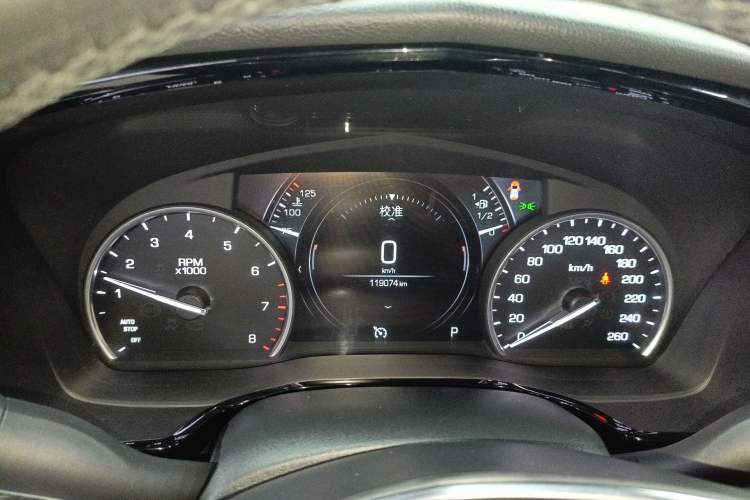 Used Cadillac XT5 2018 25T Luxury Model
