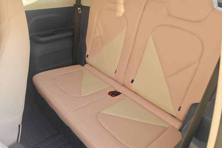 Used Cowin October 2023 201km Wave Rider Edition