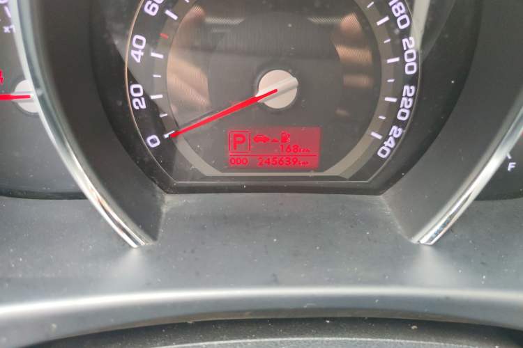 Used Kia Sportage R 2014 2.0L Automatic Two-Wheel Drive GLS Trim
