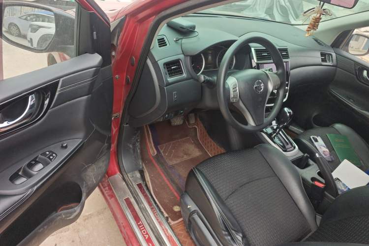 Used Nissan Tiida 2019 1.6L CVT Smart Drive Version China VI Standard