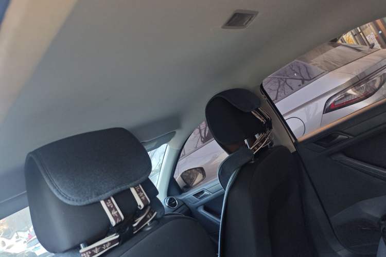 Used Volkswagen Jetta 2017 1.4L Manual Fashion Edition
