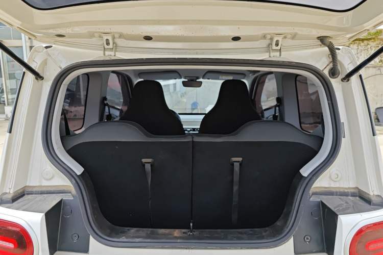 Used Wuling Hongguang MINIEV 2024 3rd Generation 215km Youth Edition Trunk