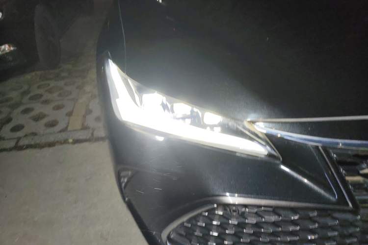 Used Toyota Avalon 2022 2.5L Touring Premium Edition