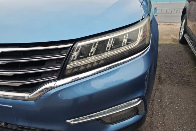 Used Roewe RX5 2016 30T Two-Wheel Drive Automatic Internet Smart Edition