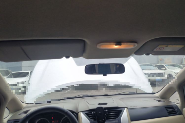 Used Venucia D50 2013 1.6L Manual Fashion Edition
