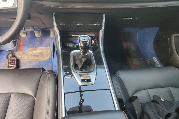 Used CHANGAN CS75 2021 Honor Million Edition 280T Manual Elite Model Gear Lever