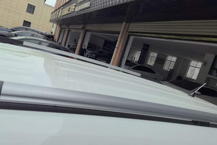 Used Dongfeng Fengon S560 2019 1.8L Manual Urban Model Roof