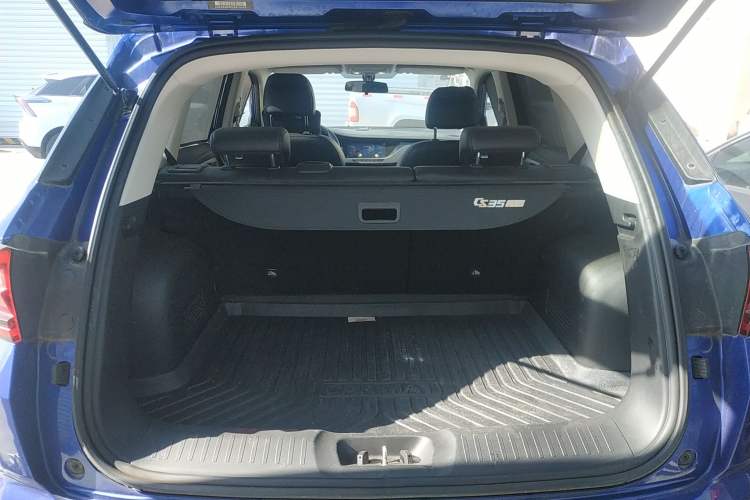 Used Changan CS35PLUS 2019 1.4T DCT Chuanlian Blue Whale Edition
