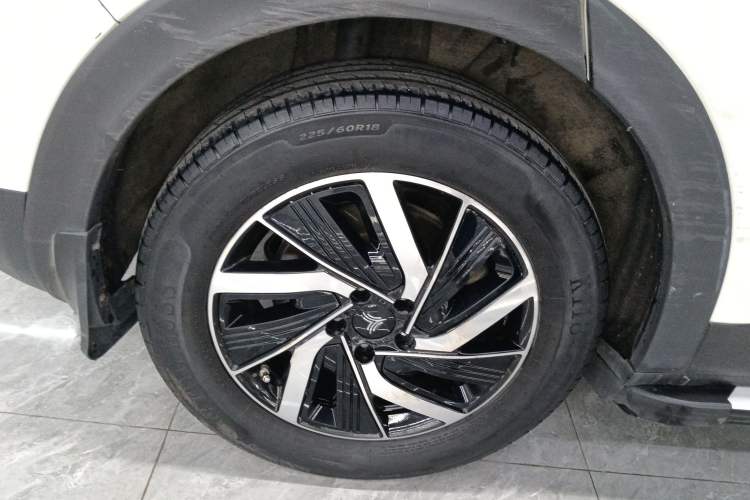 Used NETA U 2021 Pro 400 Cruiser Edition Right Rear Wheel Hub