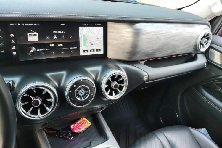 Used Tank 300 2021 Off-Road Edition 2.0T Conqueror Audio And AC Panel