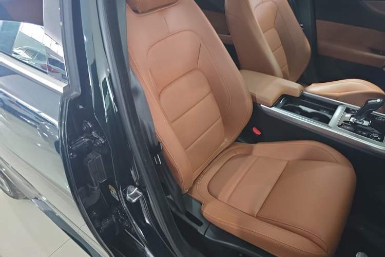 Used Jaguar XEL 2023 2.0T 250 PS R-DYNAMIC S Advanced Sport Edition
