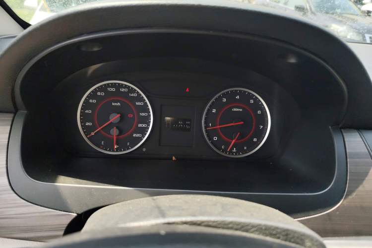 Used SAIC MAXUS G10 2018 PLUS 2.4L Manual Elite Edition
