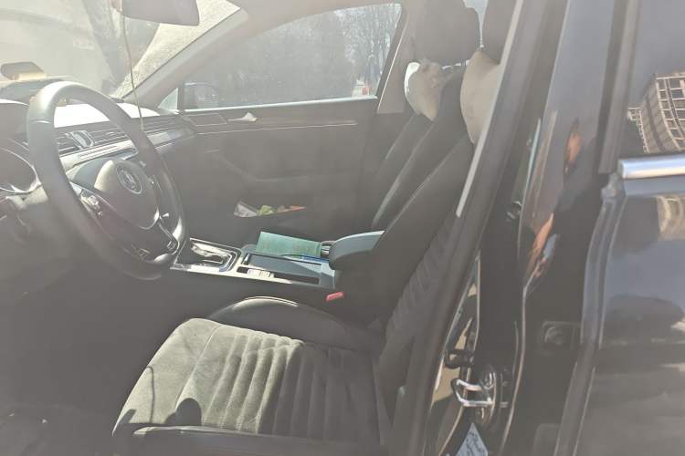 Used Volkswagen Magotan 2017 330TSI DSG Luxury Model
