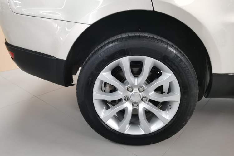 Used Land Rover Range Rover Sport 2014 3.0T V6 Gasoline Version U.S. Specification
