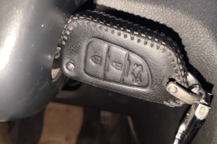 Used Volkswagen Bora 2015 Value Edition 1.6L Manual Fashionable Style
