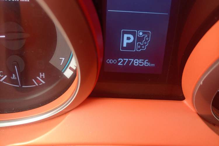 Used Toyota Prado 2010 4.0L Automatic TX-L Odometer Close Up